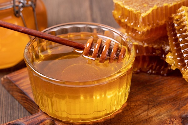 عسل برای کبد چرب